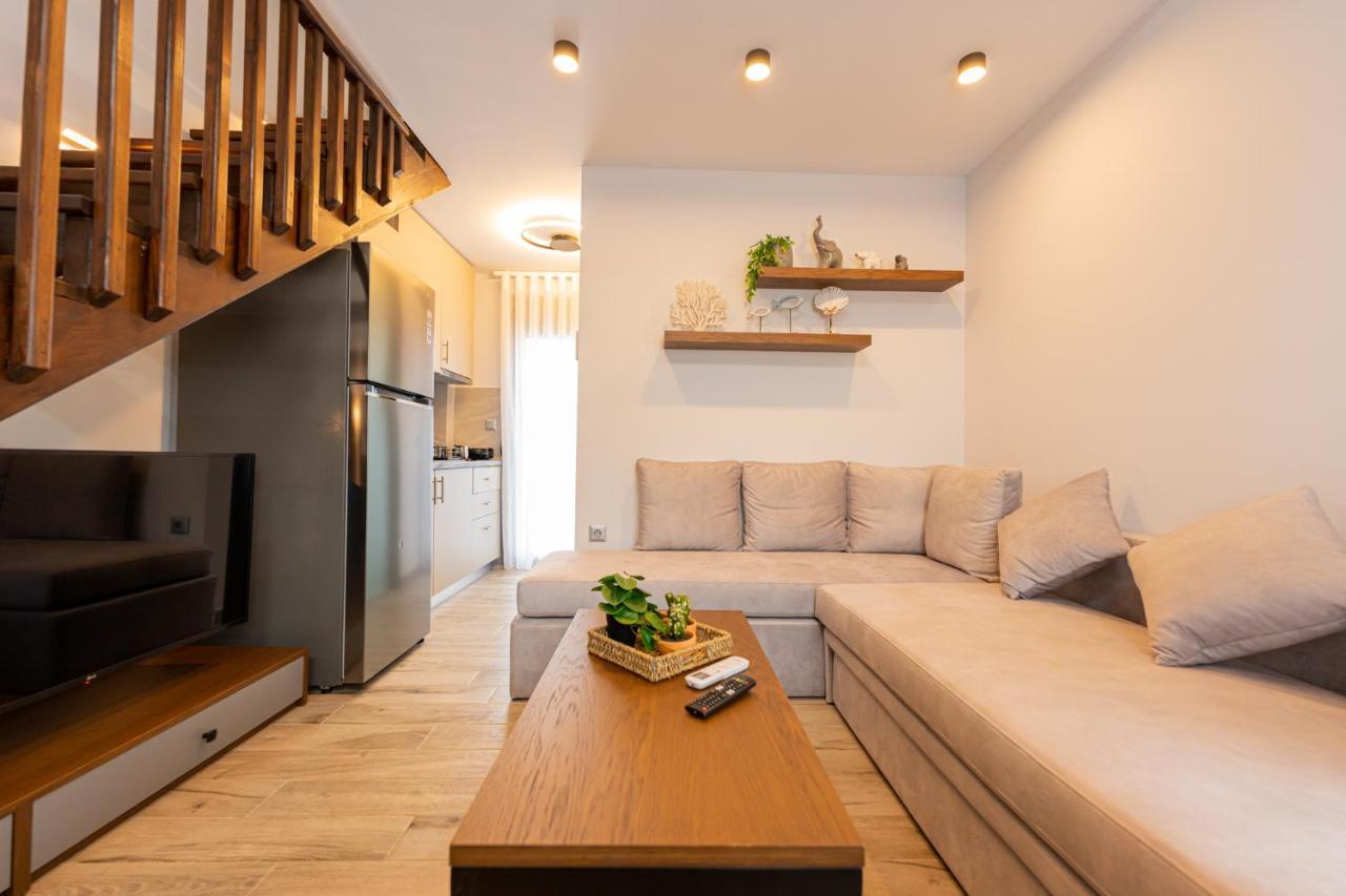 Karras' Residence Paralia Dionysiou Ngoại thất bức ảnh