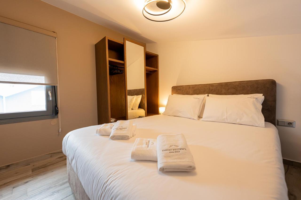 Karras' Residence Paralia Dionysiou Ngoại thất bức ảnh